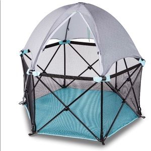 Summer pop and play deluxe playpen